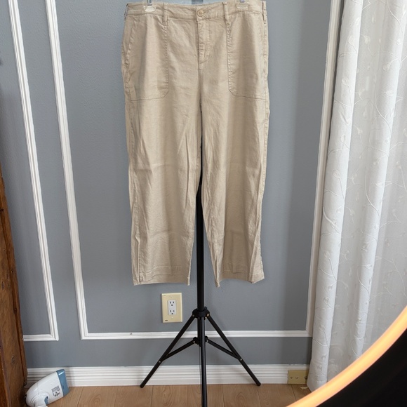 NYDJ Cream Wide-Leg Crop Pants | Stretch Linen | Lift Tuck® | Flattering Fit - Picture 2 of 8